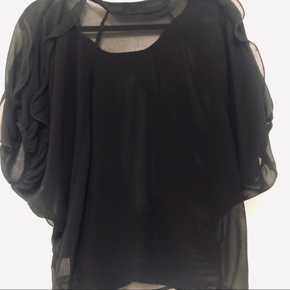 Hugging Kisses size medium blouse - Picture 2 of 5